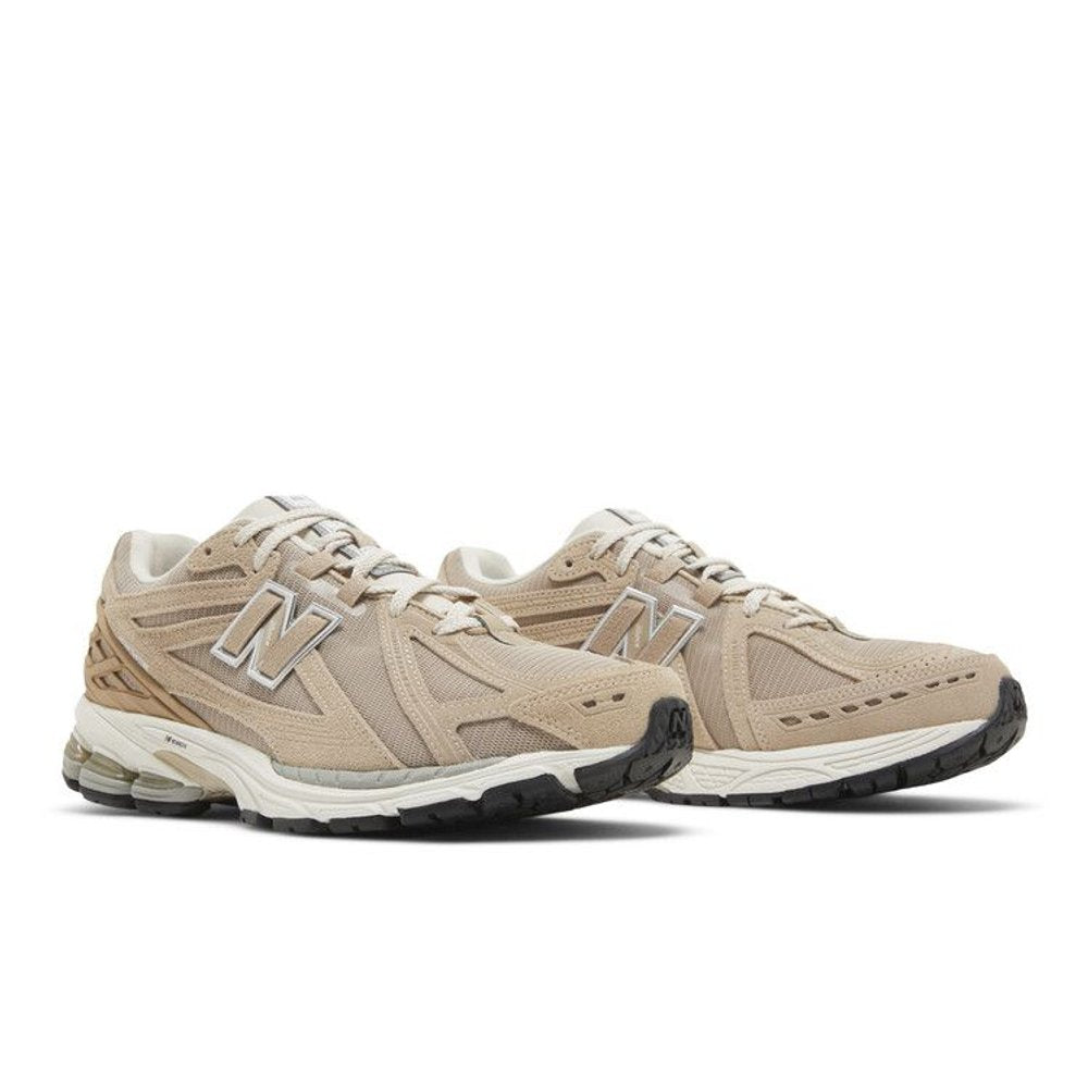 New Balance 1906R Mindful Grey – lifestyle foto | Purekickz