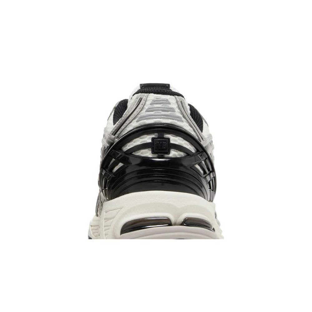 New Balance 1906R Silver Black – detail materiálu | Purekickz