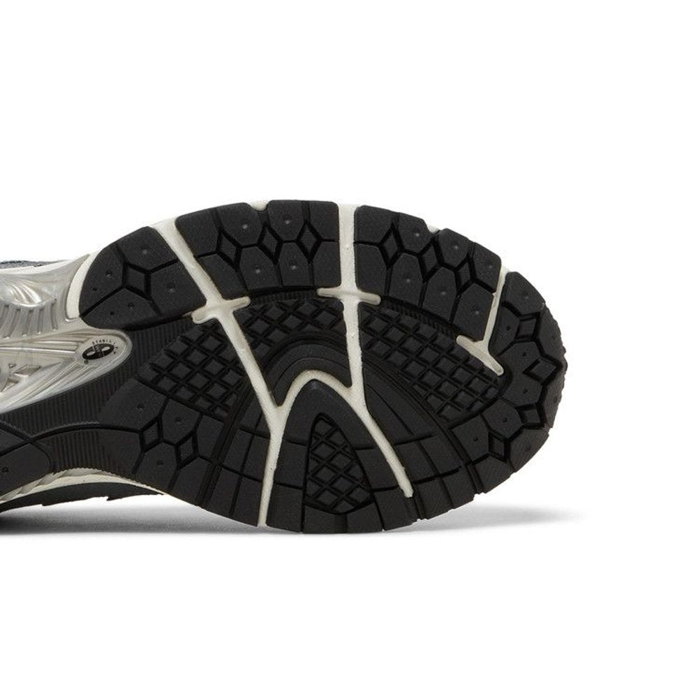 New Balance 1906R Titanium – pohled shora | Purekickz