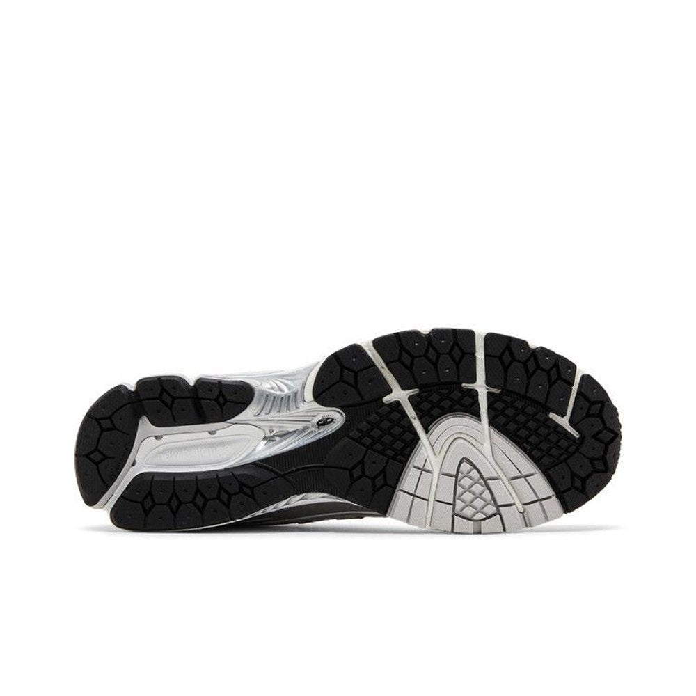 New Balance 1906R White Rain Cloud Silver Metallic – zadní pohled | Purekickz