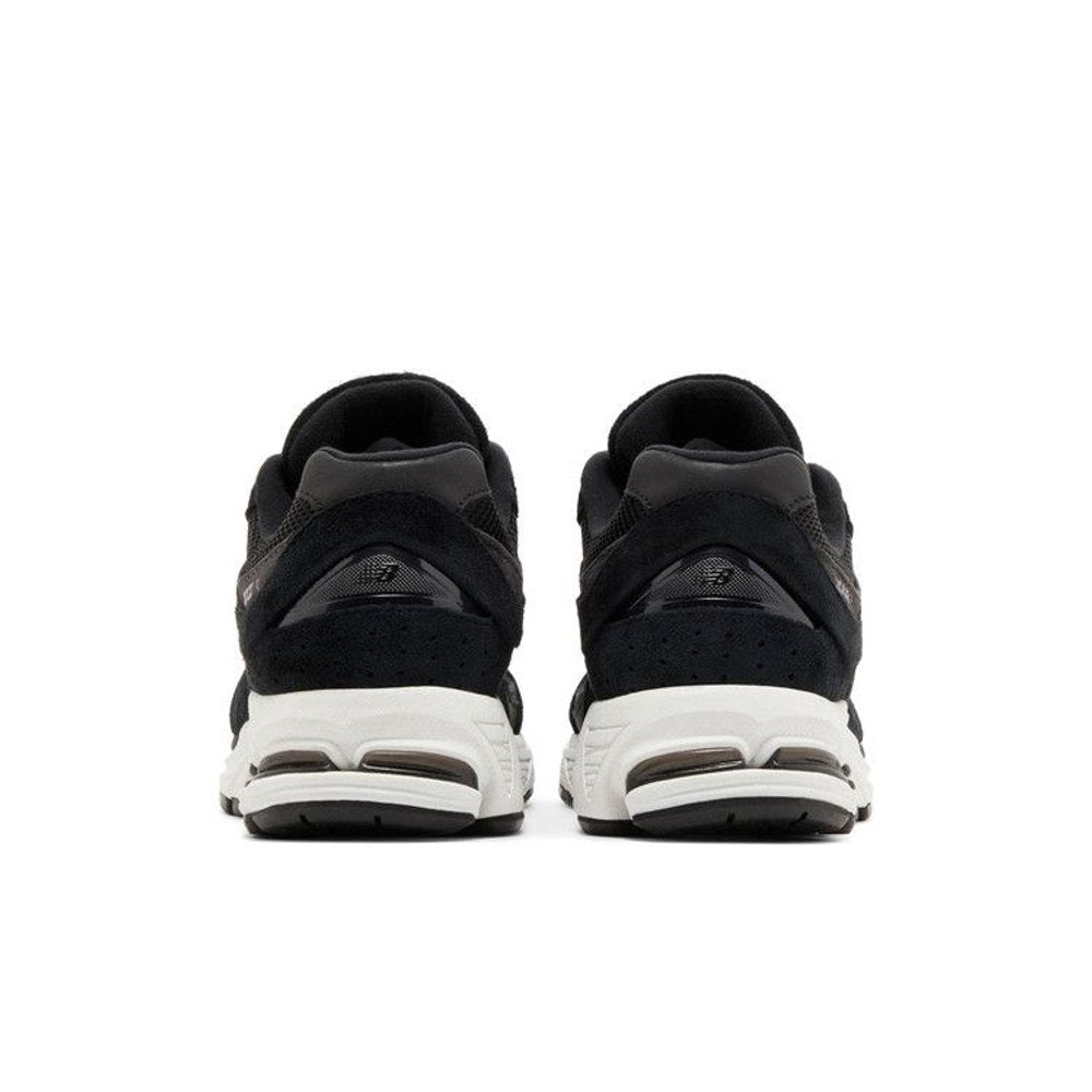 New Balance 2002R Black Gunmetal – podrážka | Purekickz