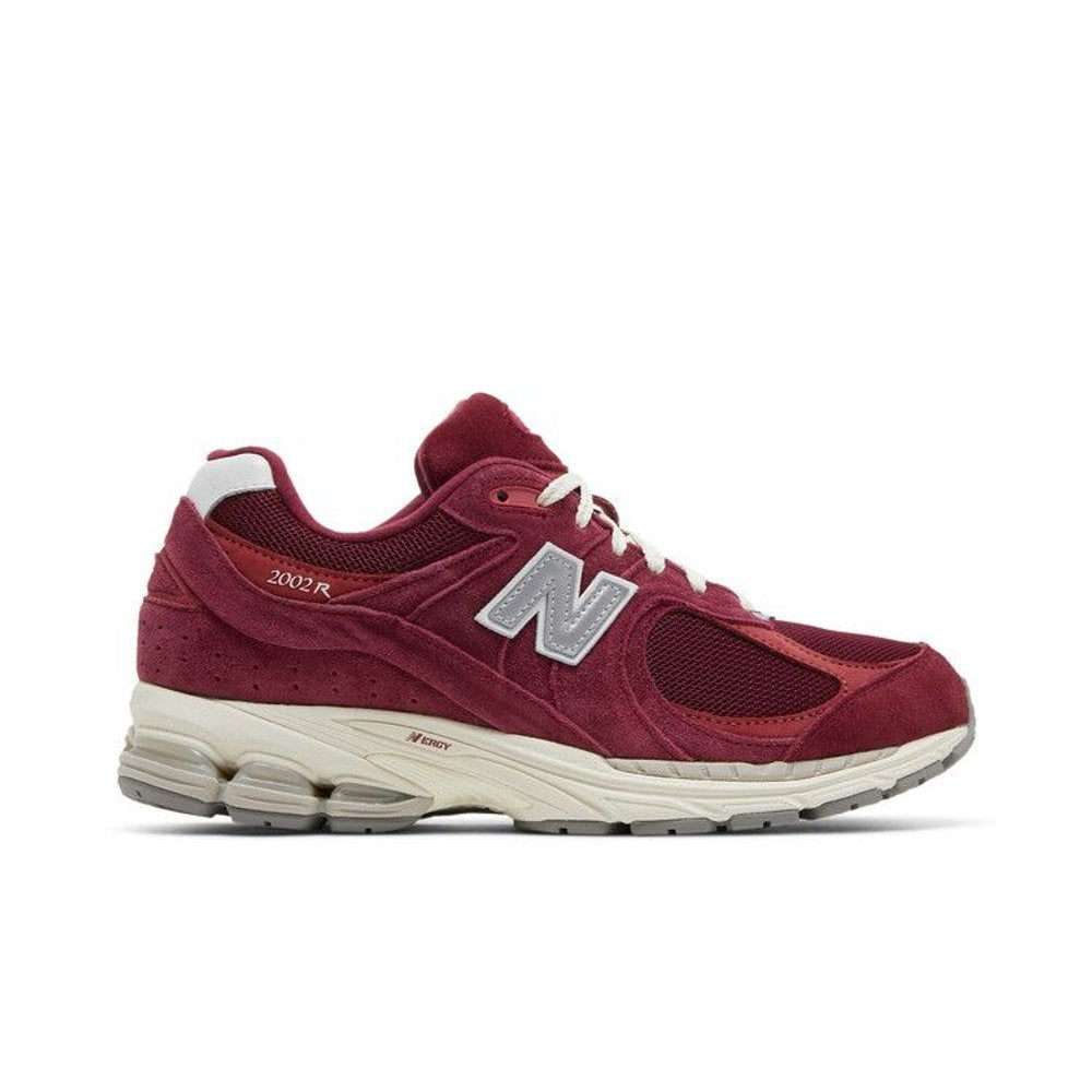 New Balance 2002R Bordeaux – boční pohled | Purekickz