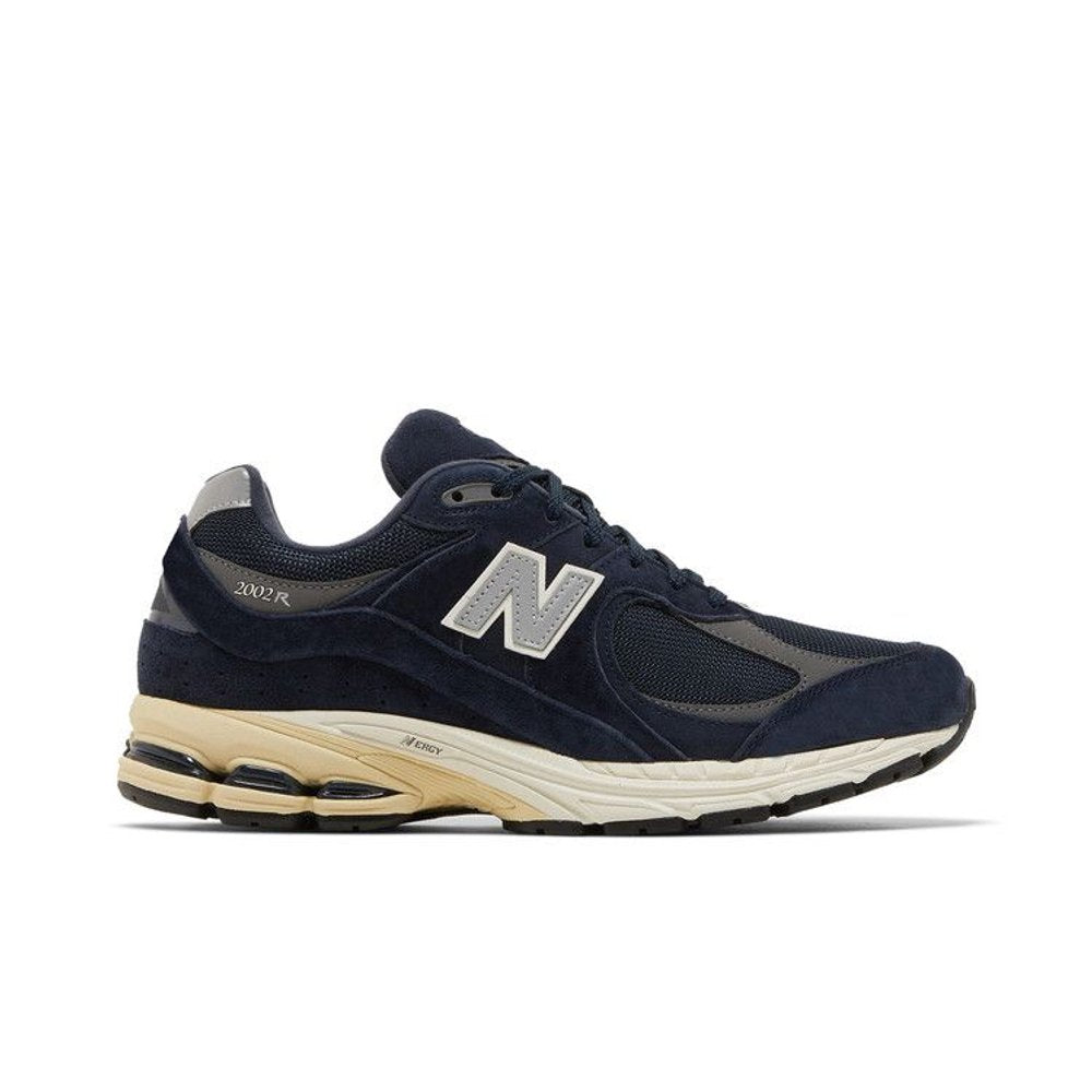 New Balance 2002R Eclipse Navy – boční pohled | Purekickz