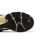 New Balance 2002R Eclipse Navy – pohled shora | Purekickz