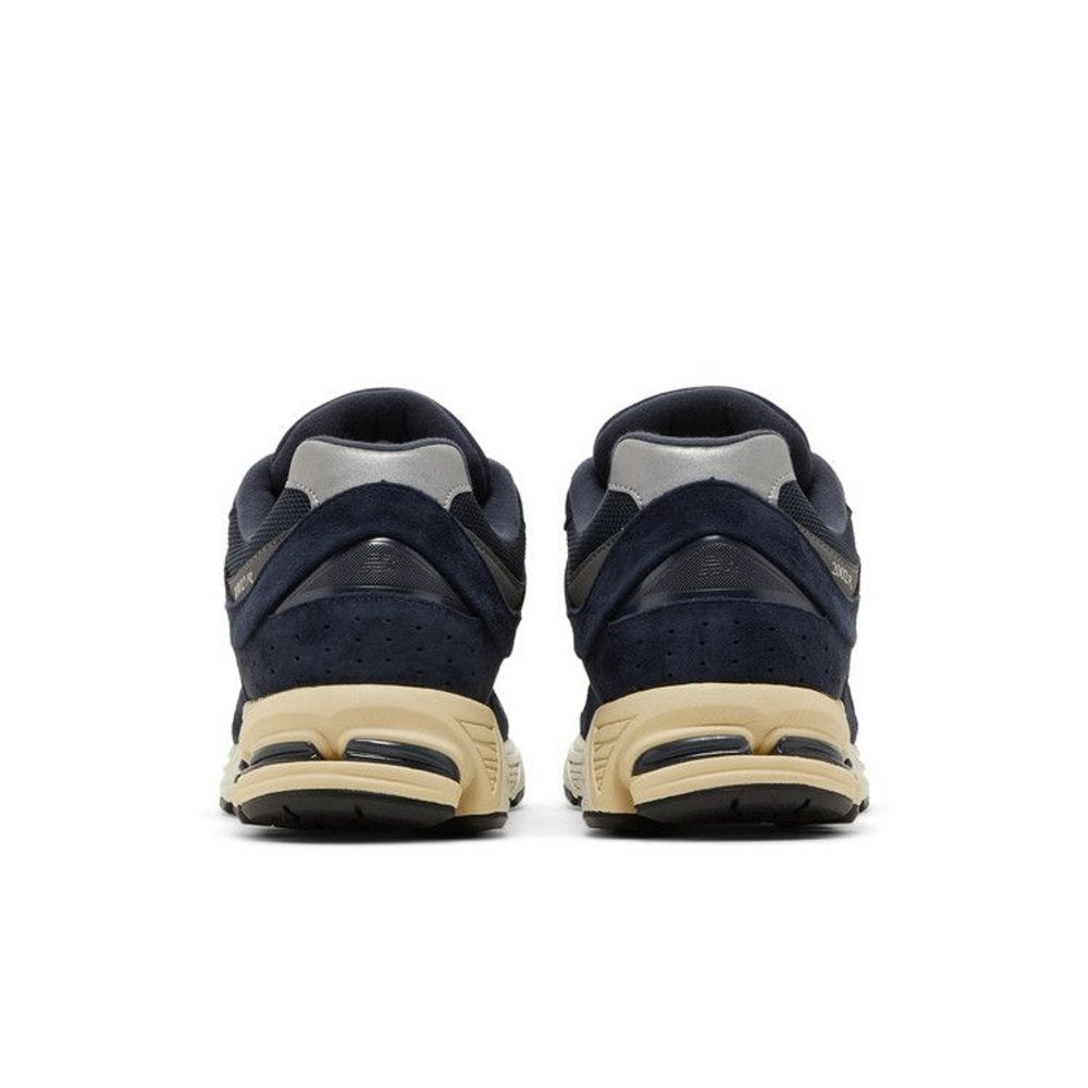 New Balance 2002R Eclipse Navy – podrážka | Purekickz
