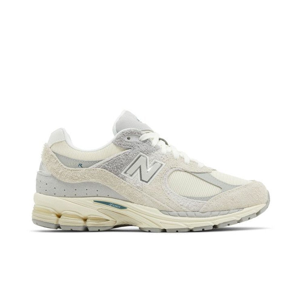 New Balance 2002R Linen – boční pohled | Purekickz