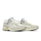 New Balance 2002R Linen – lifestyle foto | Purekickz