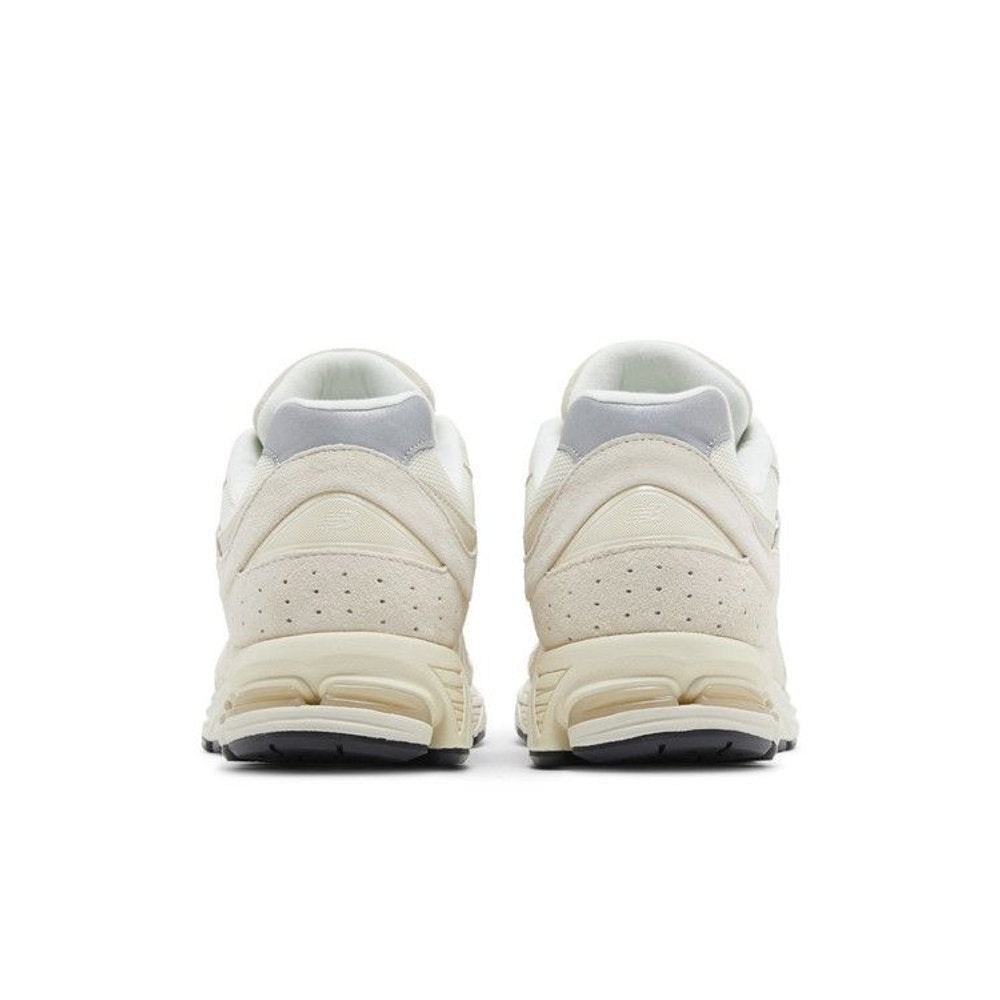 New Balance 2002R Off White – podrážka | Purekickz