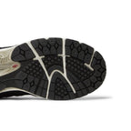 New Balance 2002R Protection Pack Black Grey – pohled shora | Purekickz