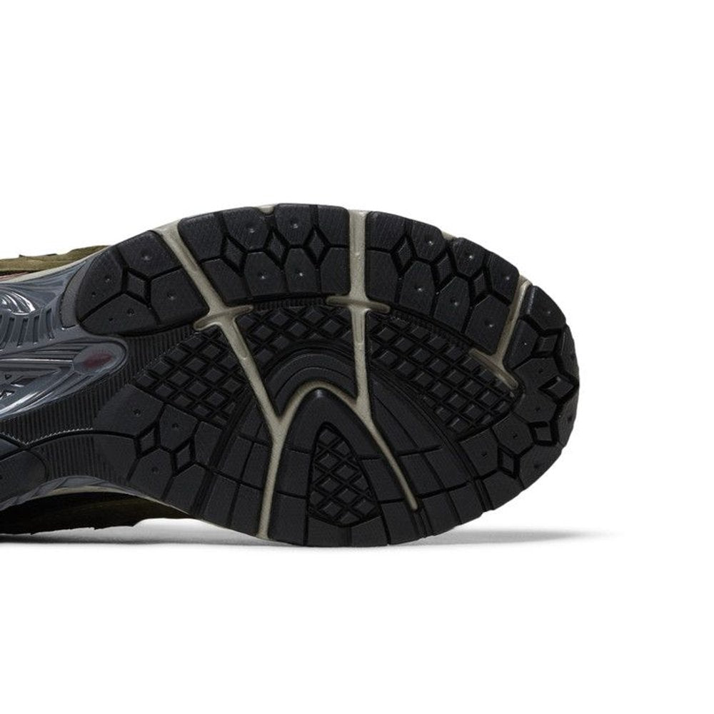 New Balance 2002R Protection Pack Dark Moss