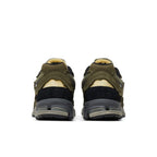 New Balance 2002R Protection Pack Dark Moss – podrážka | Purekickz