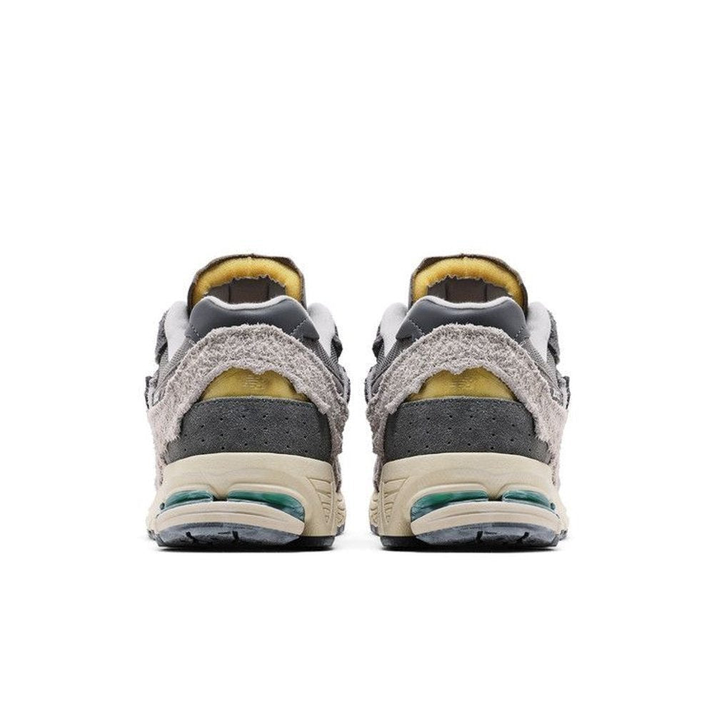 New Balance 2002R Protection Pack - Rain Cloud – podrážka | Purekickz