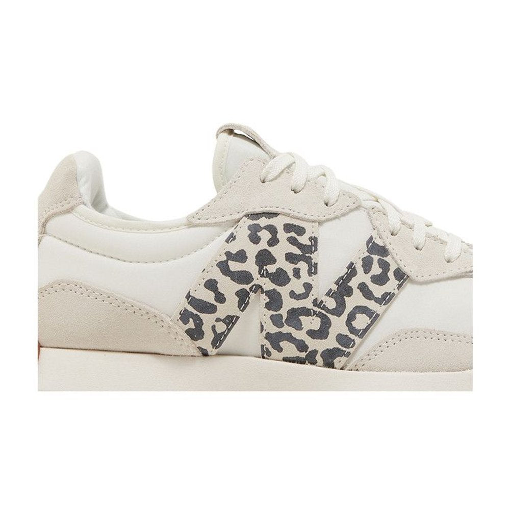 New Balance 327 Sea Salt Leopard Pantera (W) – detail | Purekickz