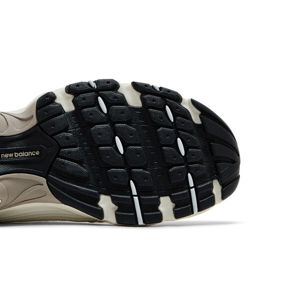 New Balance 530 Arid Stone – pohled shora | Purekickz