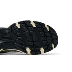 New Balance 530 Silver Metallic Black Cement – pohled shora | Purekickz
