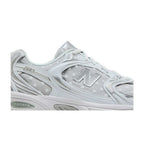 New Balance 530 Silver Metallic Polka Dots – detail | Purekickz