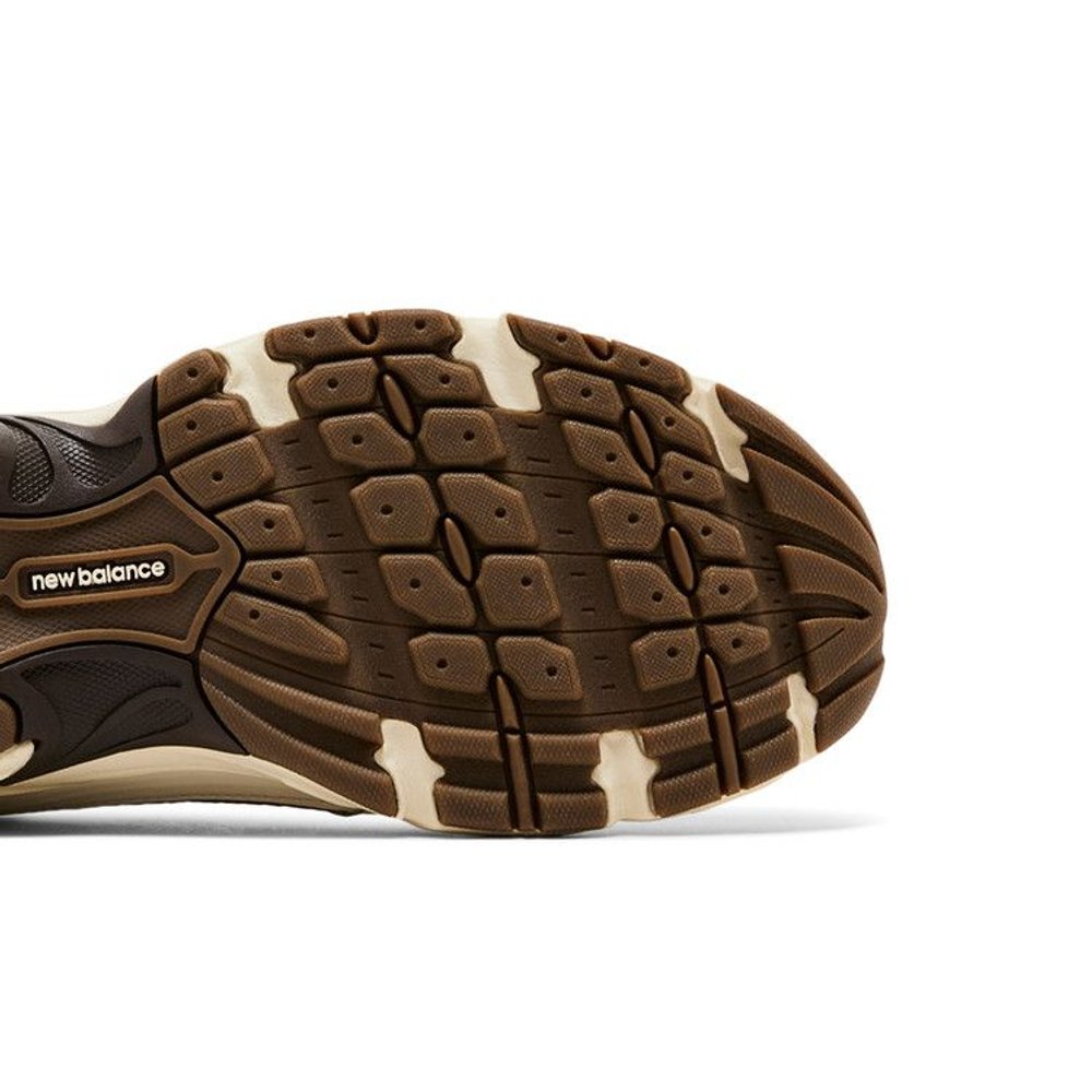 New Balance 530 Turtledove Mushroom – pohled shora | Purekickz