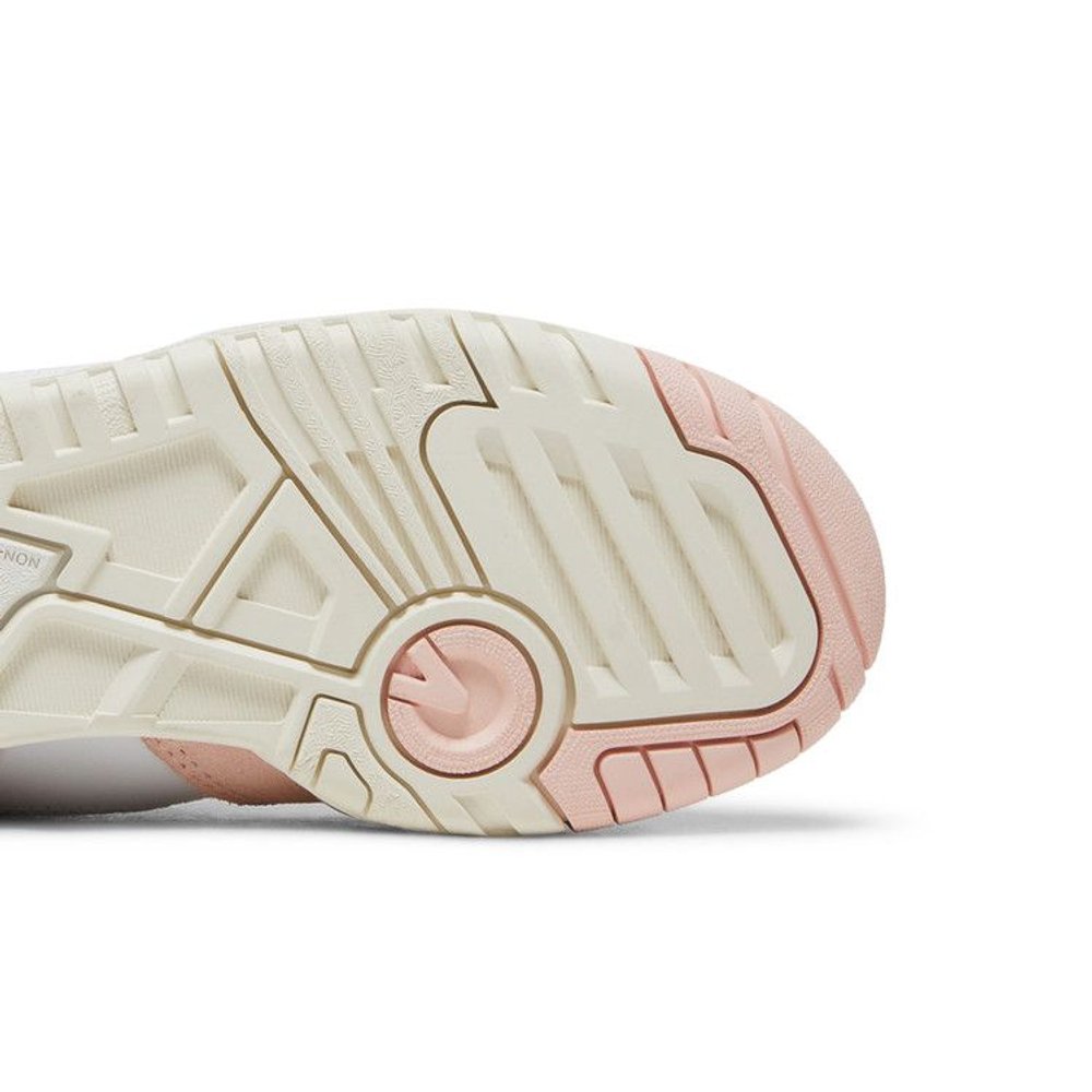New Balance 550 Big Kid 'Pink Sand White' – pohled shora | Purekickz