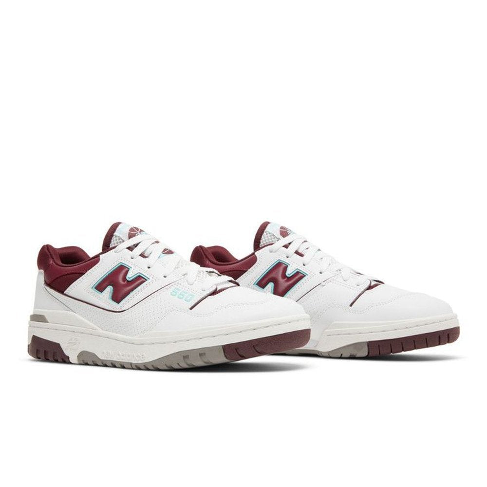 New Balance 550 Burgundy Cyan – lifestyle foto | Purekickz