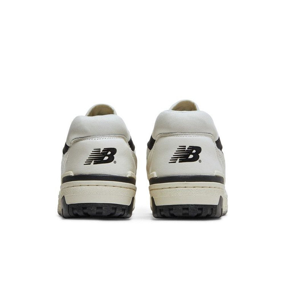 New Balance 550 Cream Black – podrážka | Purekickz