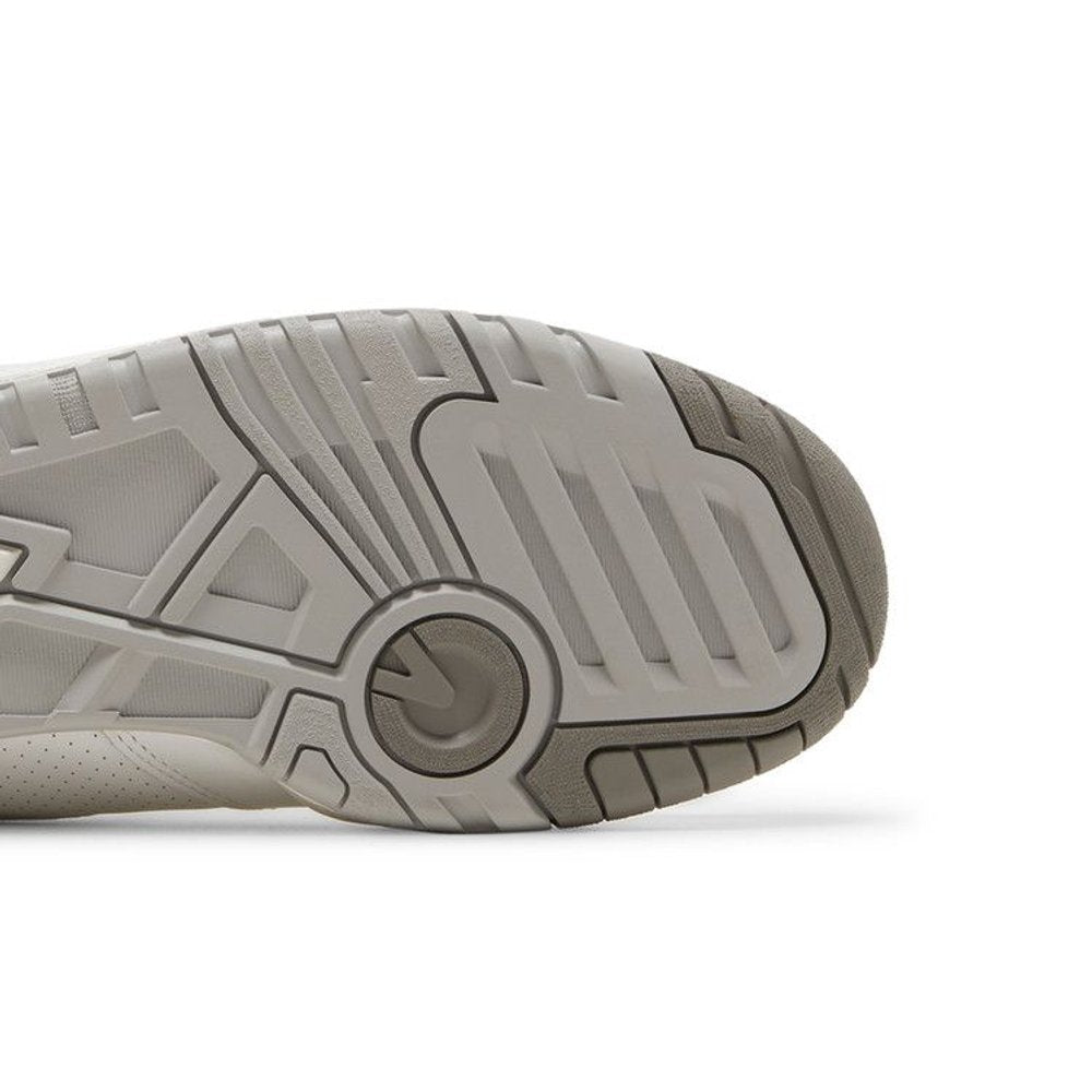 New Balance 550 Salt and Pepper – pohled shora | Purekickz