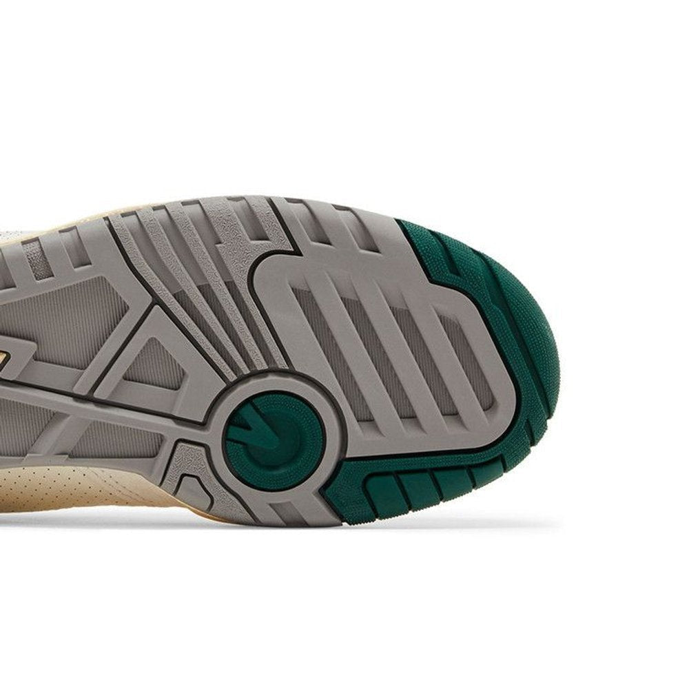New Balance 550 Sea Salt Pack Marsh Green