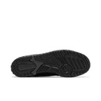 New Balance 550 Triple Black – zadní pohled | Purekickz