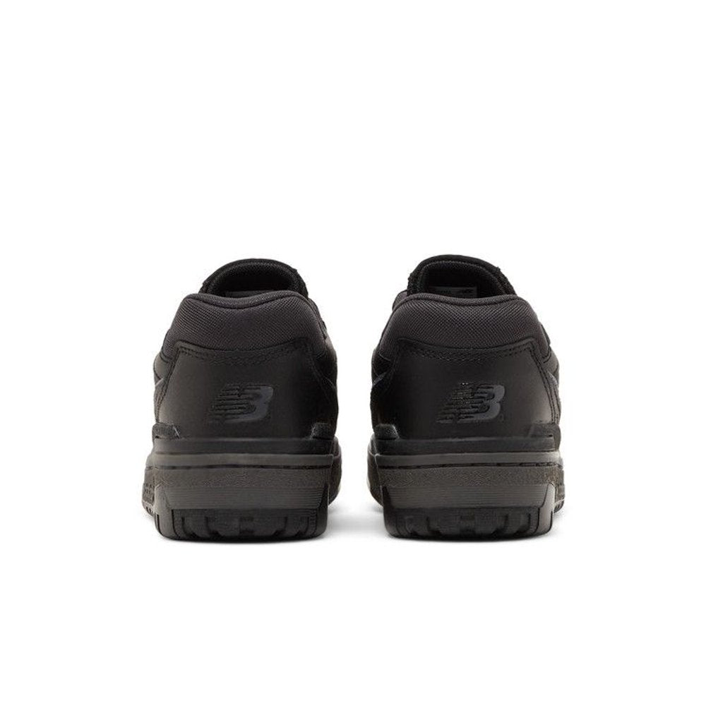 New Balance 550 Triple Black (GS) – podrážka | Purekickz