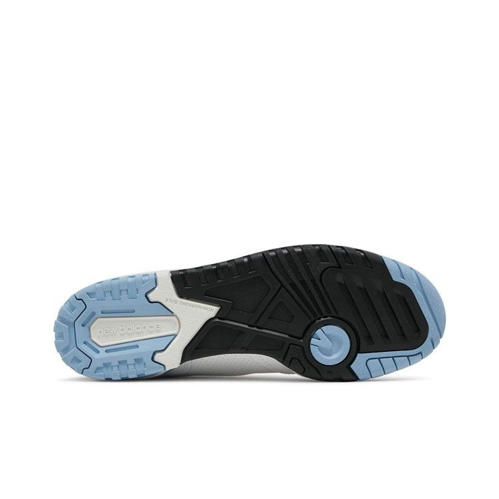 New Balance 550 UNC White University Blue – zadní pohled | Purekickz