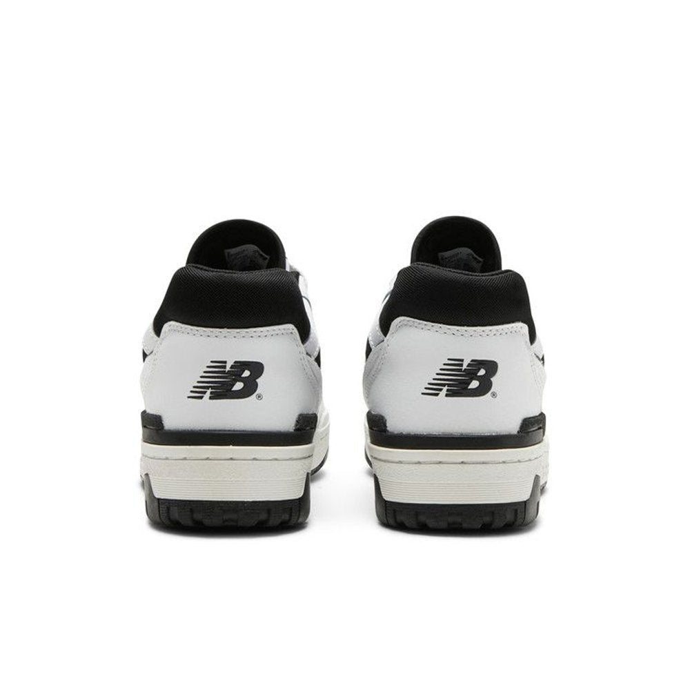 New Balance 550 White Black – podrážka | Purekickz