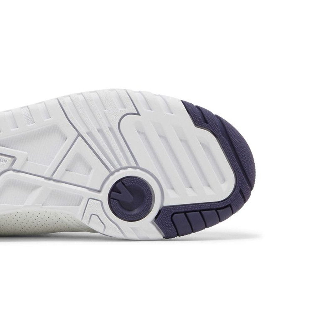 New Balance 550 White Dark Mercury (W) – pohled shora | Purekickz
