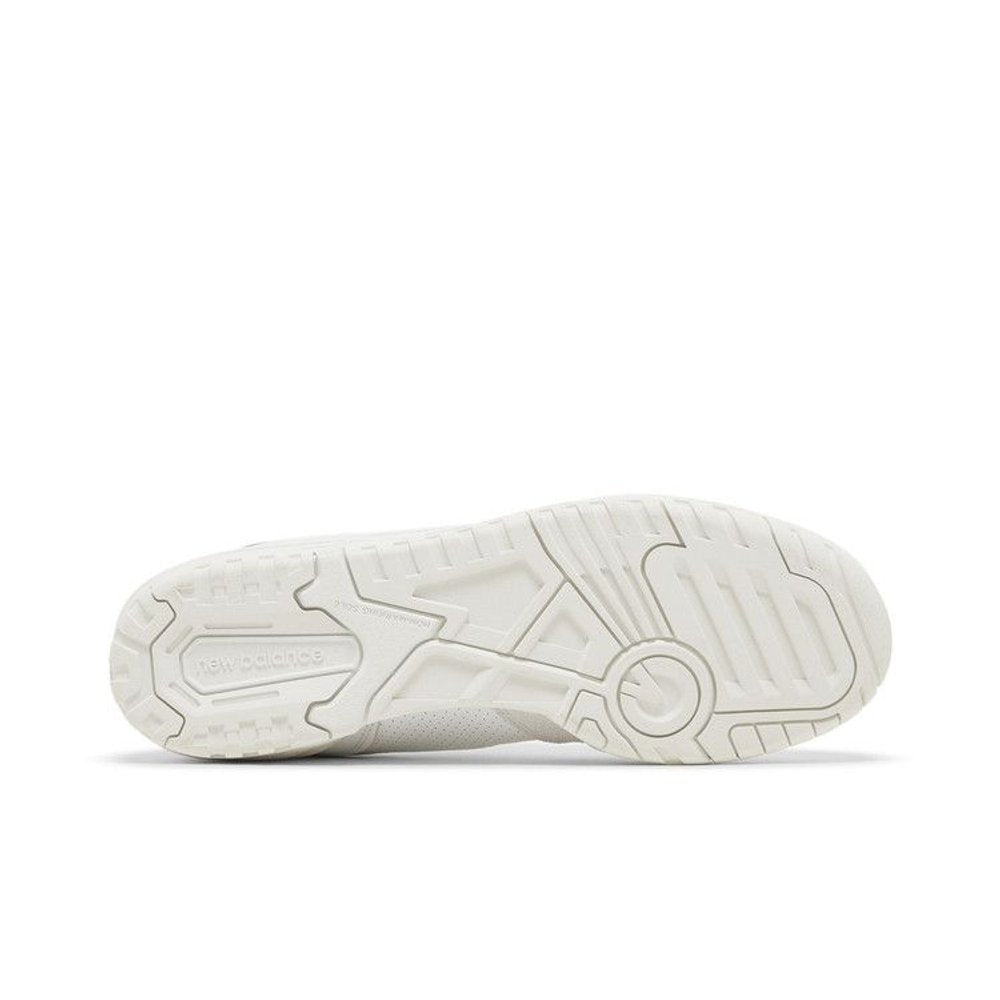 New Balance 550 White Grey Toe – zadní pohled | Purekickz