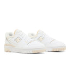 New Balance 550 White Linen (W) – lifestyle foto | Purekickz