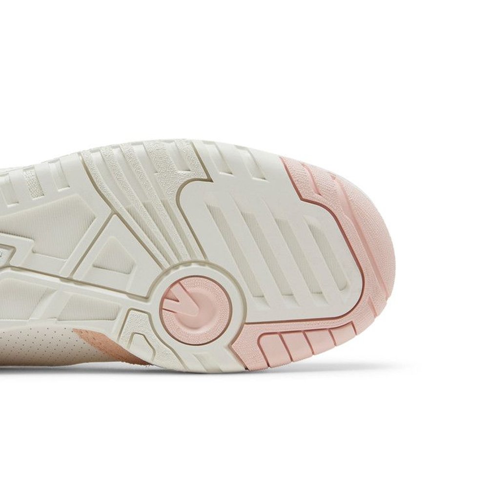 New Balance 550 White Pink – pohled shora | Purekickz