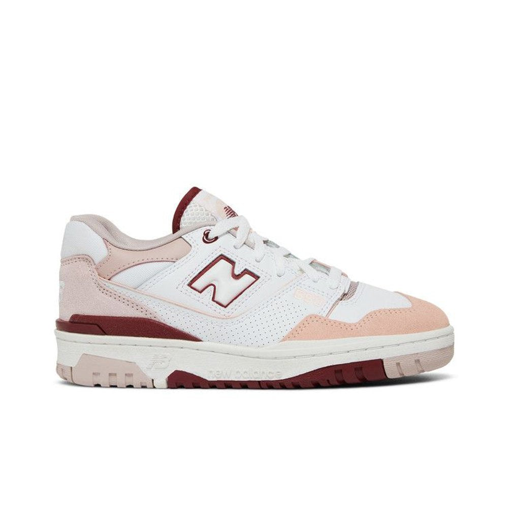 New Balance 550 White Scarlet (W) – boční pohled | Purekickz