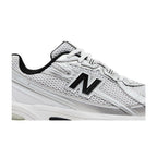 New Balance 740 White Silver Metallic Navy – detail | Purekickz