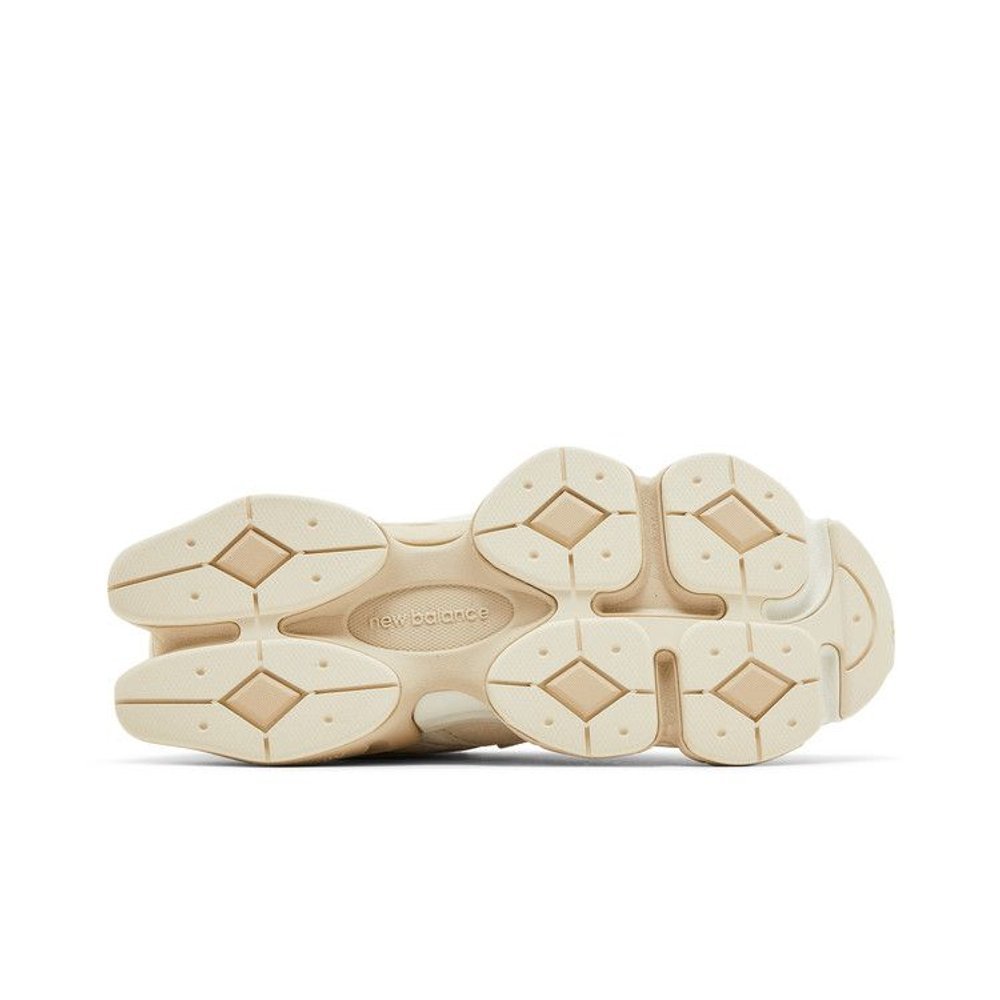 New Balance 9060 Beige – zadní pohled | Purekickz