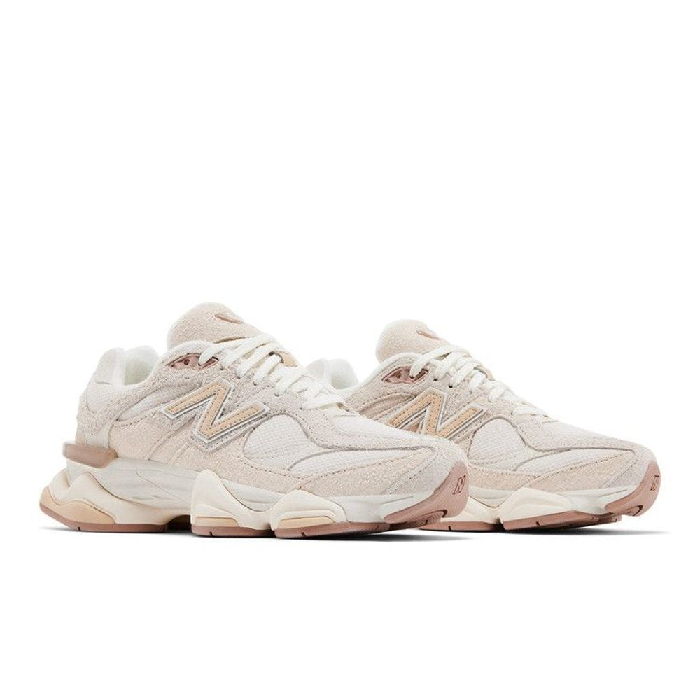 New Balance 9060 Bisque Sea Salt – lifestyle foto | Purekickz