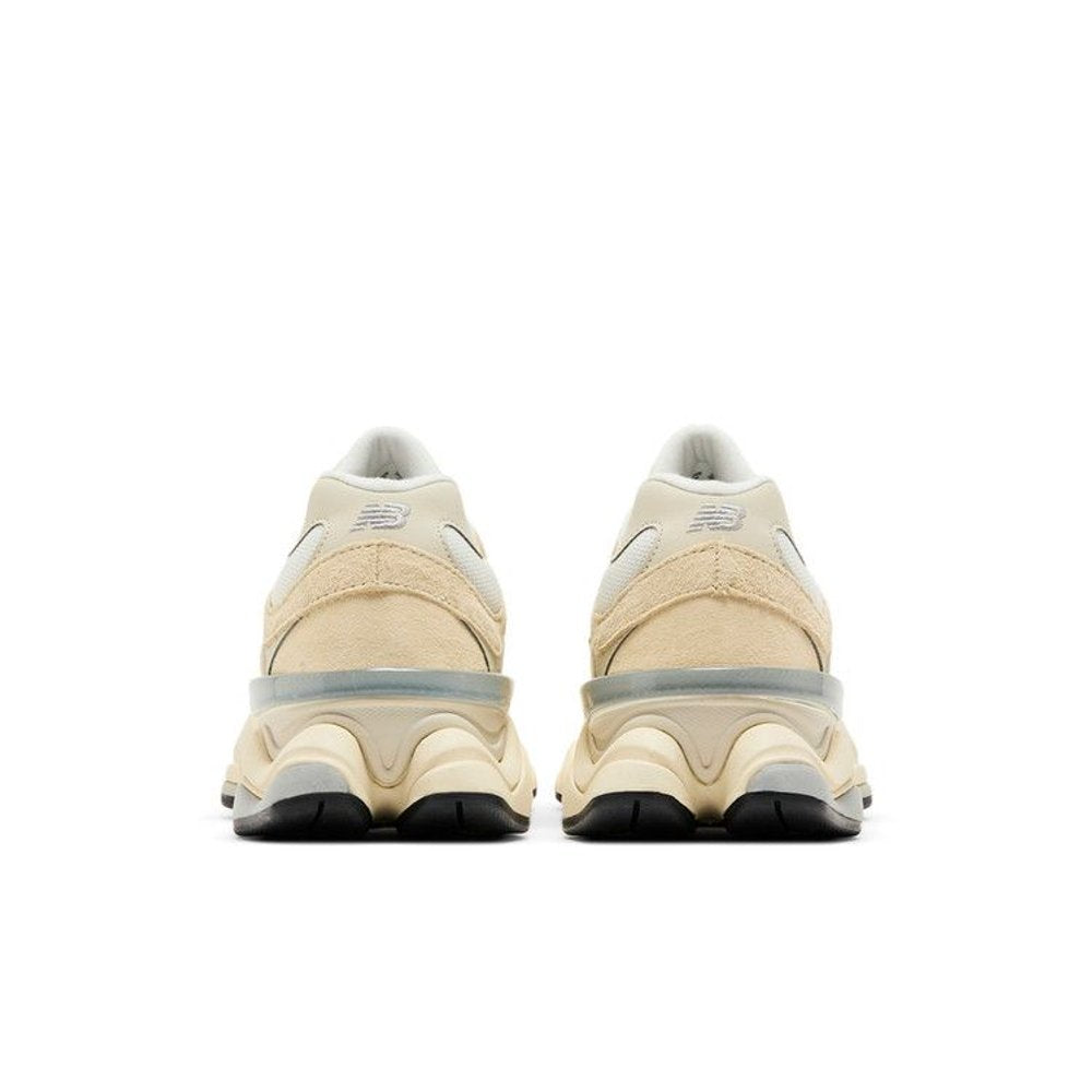 New Balance 9060 Calcium Sea Salt – podrážka | Purekickz