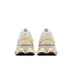 New Balance 9060 Calcium Sea Salt – podrážka | Purekickz