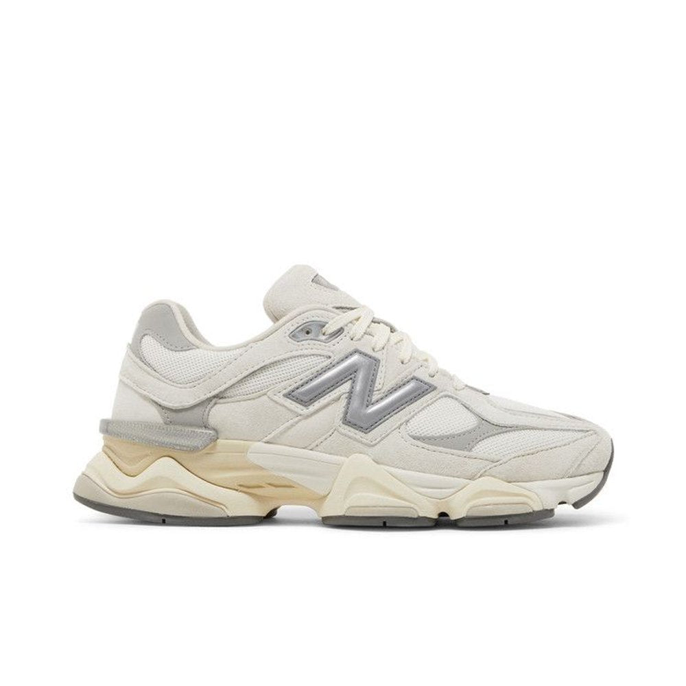 New Balance 9060 Sea Salt Concrete – boční pohled | Purekickz
