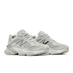 New Balance 9060 'Silver Metallic Grey' – lifestyle foto | Purekickz