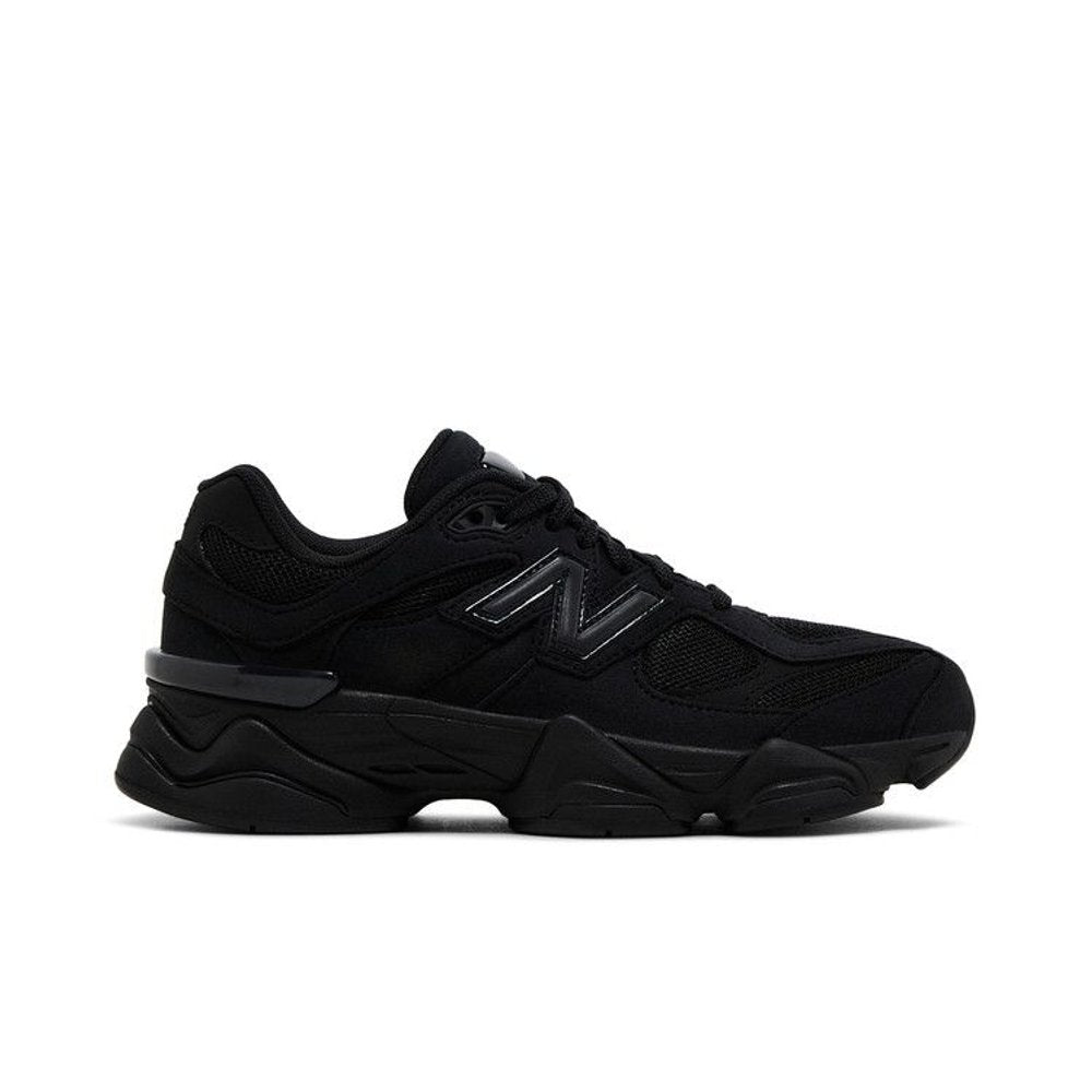 New Balance 9060 Triple Black (GS)
