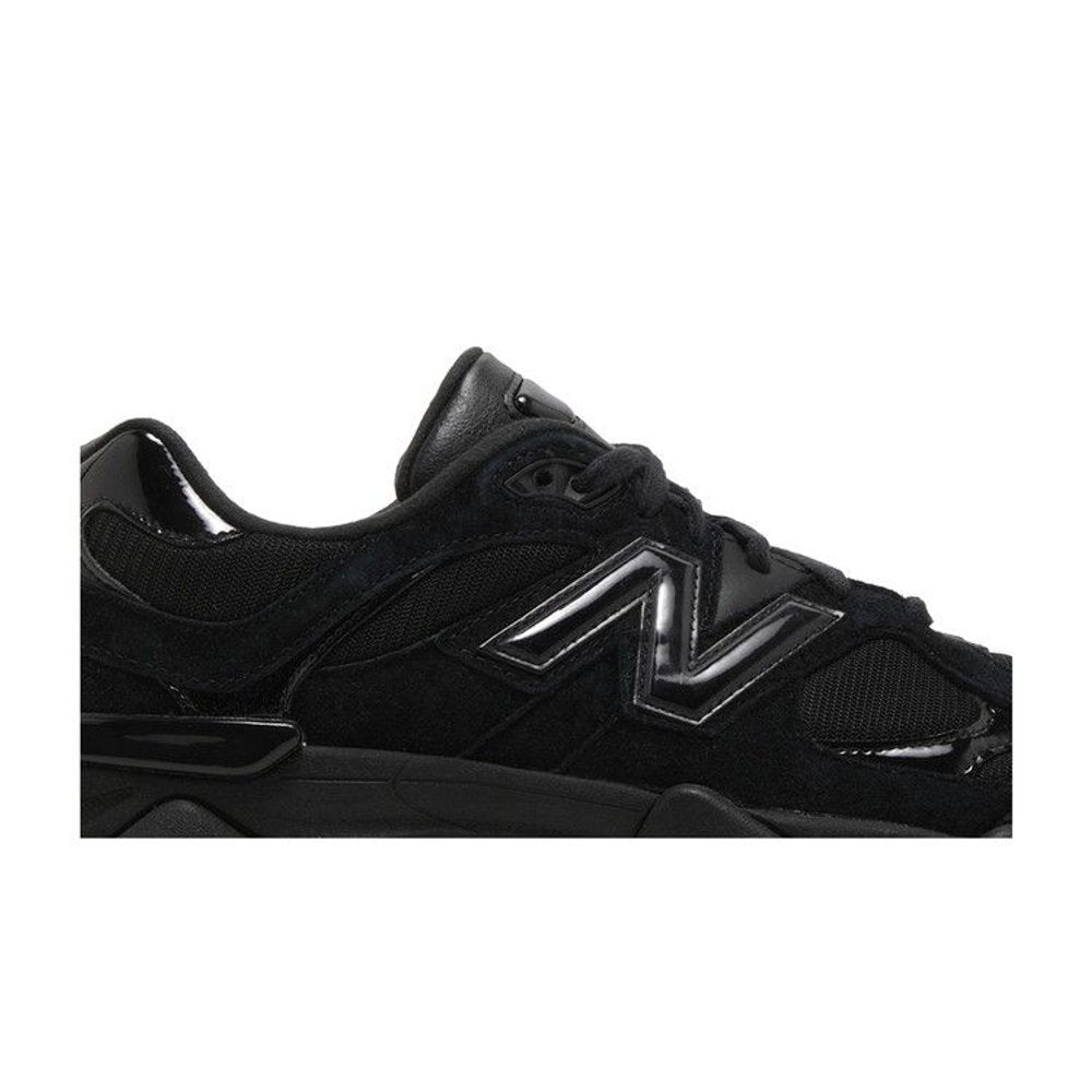 New Balance 9060 Triple Black Patent – detail | Purekickz