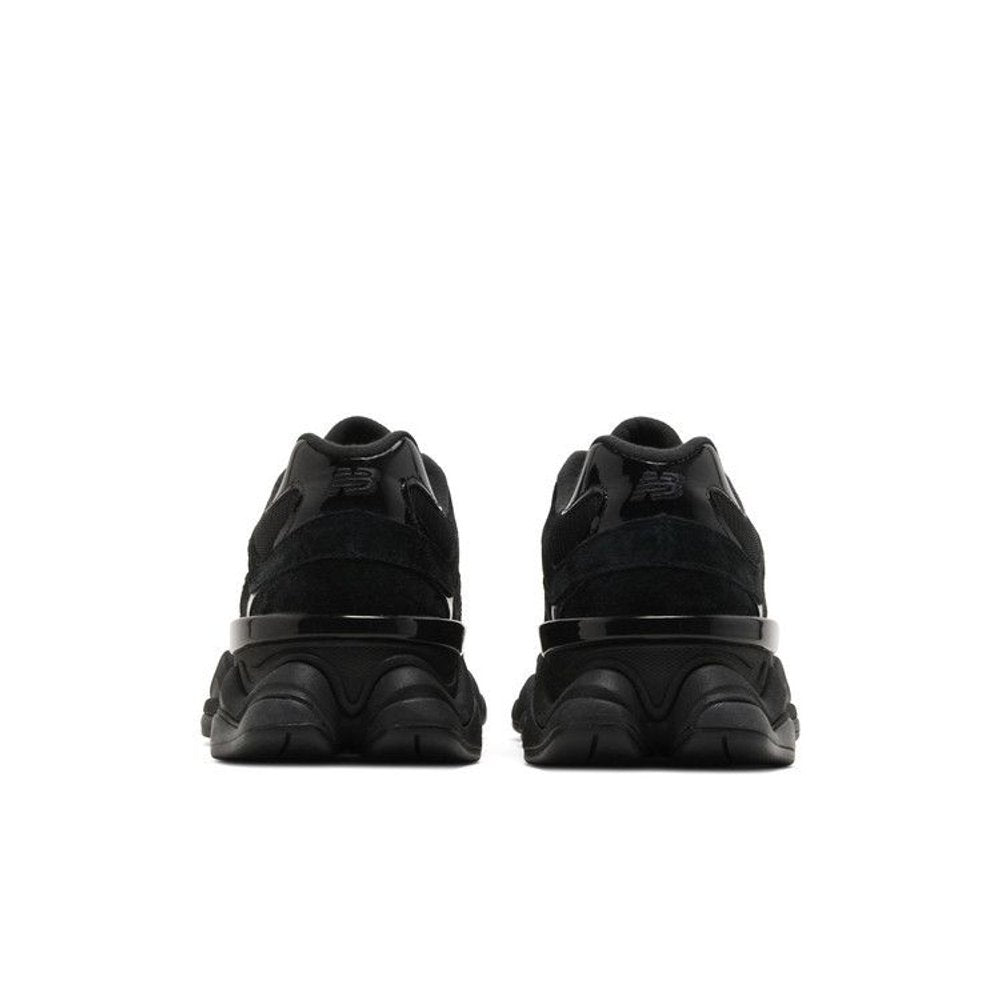 New Balance 9060 Triple Black Patent – podrážka | Purekickz