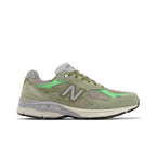 New Balance 990v3 MiUSA Patta Keep Your Family Close – boční pohled | Purekickz