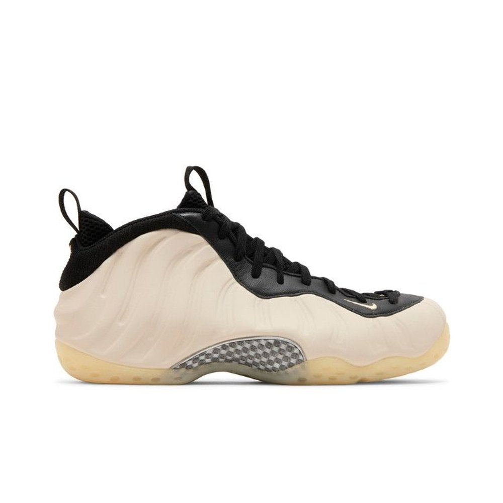 Nike Air Foamposite One Light Orewood Brown – boční pohled | Purekickz