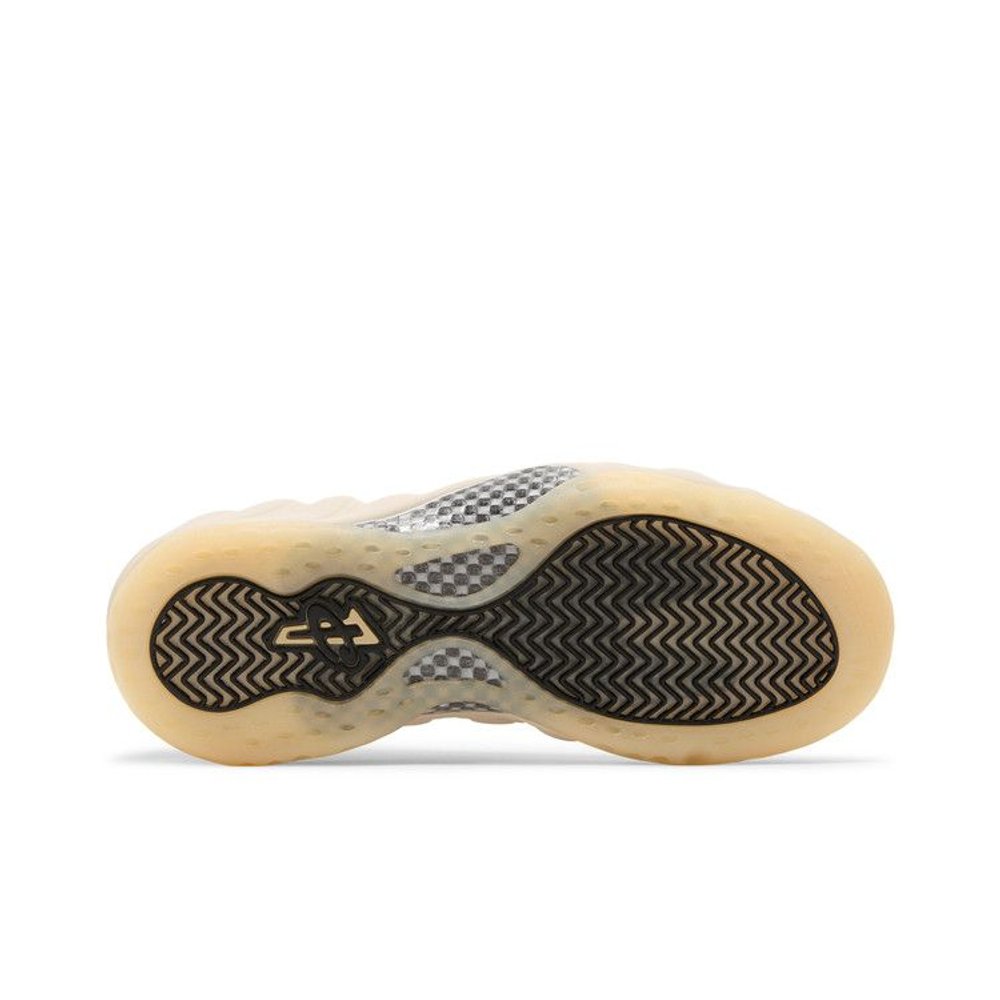 Nike Air Foamposite One Light Orewood Brown – zadní pohled | Purekickz