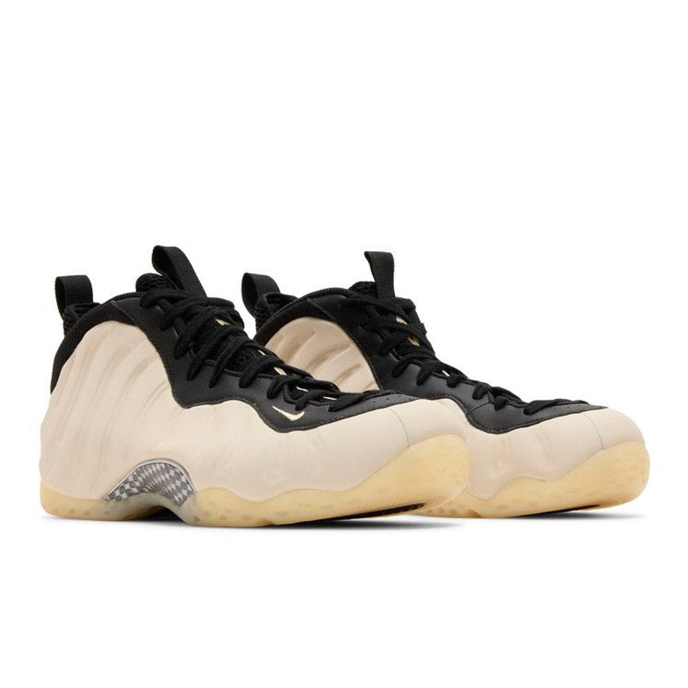 Nike Air Foamposite One Light Orewood Brown – lifestyle foto | Purekickz