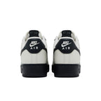 Nike Air Force 1 '07 Light Bone Black – podrážka | Purekickz